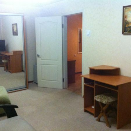 Apartments On Nauky Avenue 39 ハルキウ エクステリア 写真