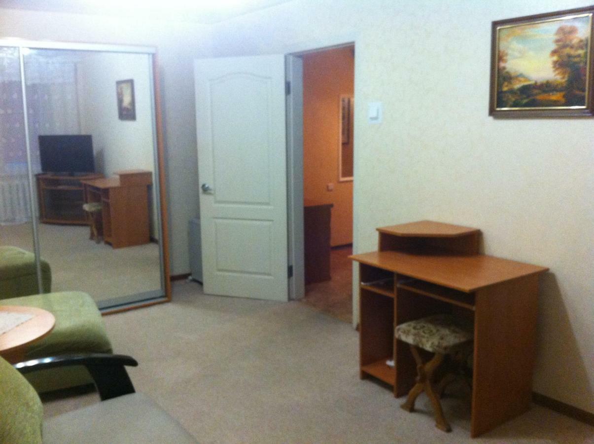 Apartments On Nauky Avenue 39 ハルキウ エクステリア 写真