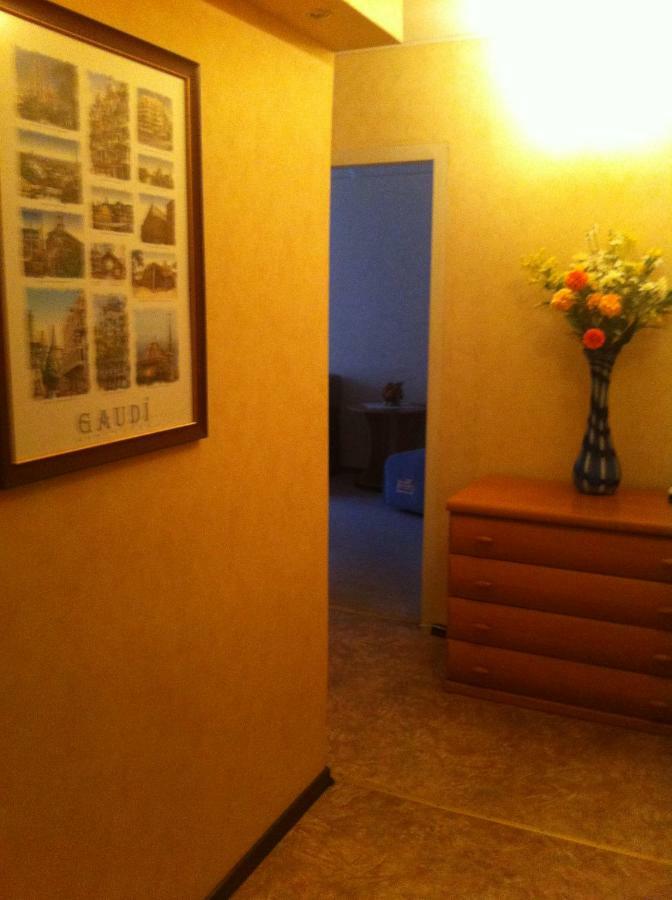 Apartments On Nauky Avenue 39 ハルキウ エクステリア 写真